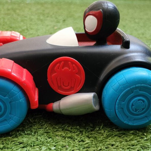 Marvel Spidey and His Amazing Friends Miles Morales Stunt Car like new