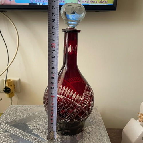 Crystal decanter like new