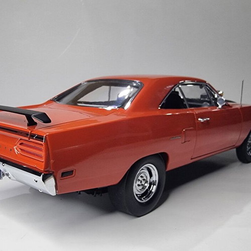 GMP Plymouth Heads Up Road Runner 1970 Metal Model Scale 1:18 new