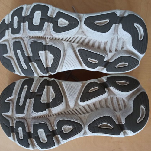 Hoka Gaviota 5 athletic shoes size 43 used