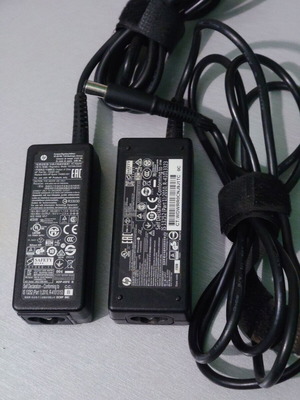 HP 45W Power Adapter with 7.4*5 mm Plug like new