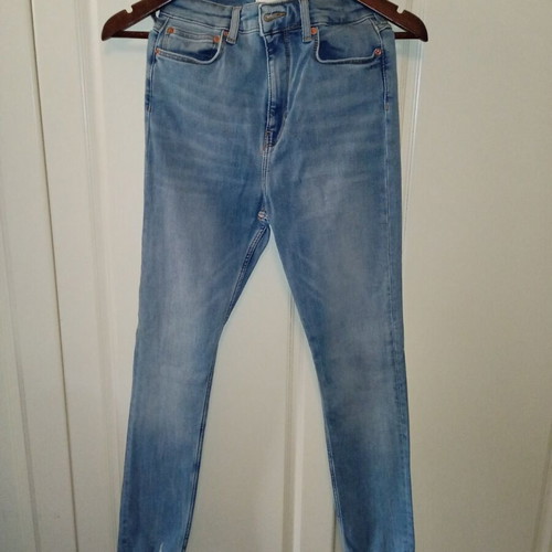 Zara women's blue high-rise skinny jean like new, size 38
