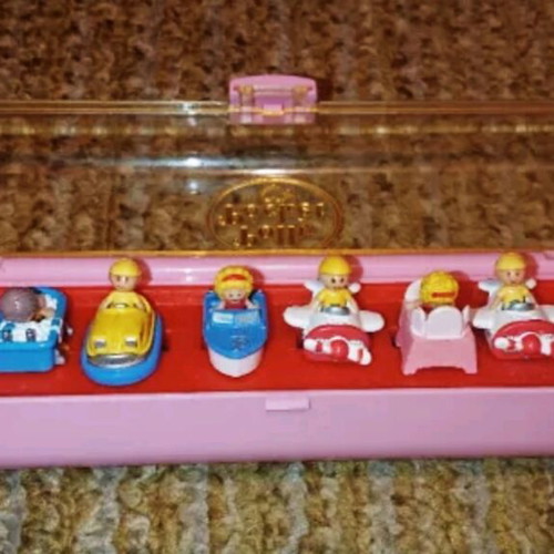 Polly Pocket vintage ring collection like new with box