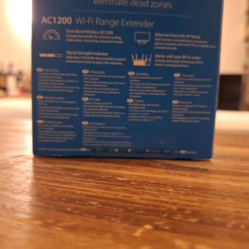 D-Link WiFi Extender like new for network extension