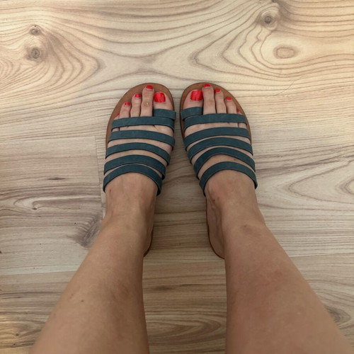 Leather sandal petrol color used, size 38