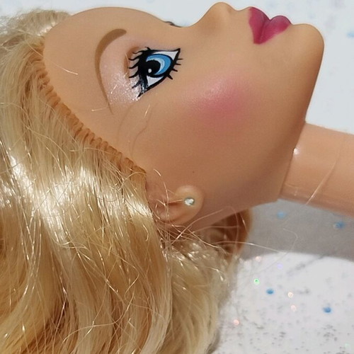 My Scene Kennedy First Wave doll used with flaws