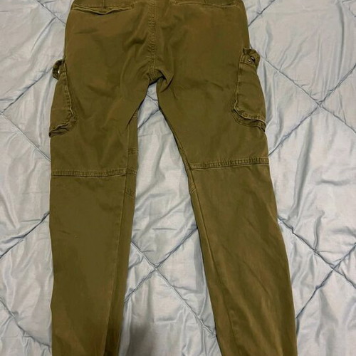Cargo pants olive with pockets, like new, size 32