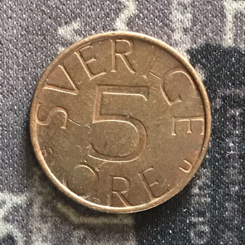 Sweden 5 Ore Coin 1982 like new