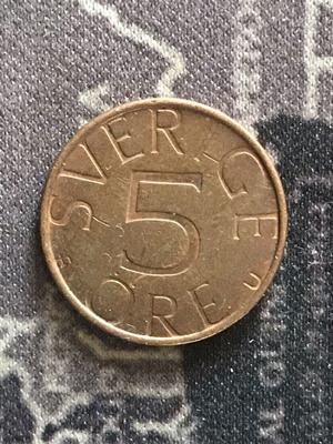 Sweden 5 Ore Coin 1982 like new