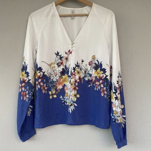 Stradivarius floral blouse S like new, white and blue