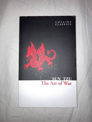 The Art of War by Sun Tzu like new, Greek edition