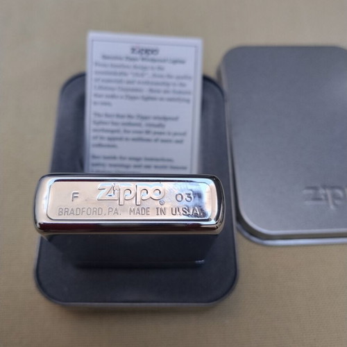 Zippo Hollywood 100 Years Limited Edition lighter like new
