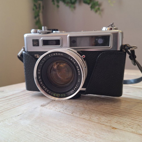 Yashica Electro 35 GSN 35mm vintage camera used
