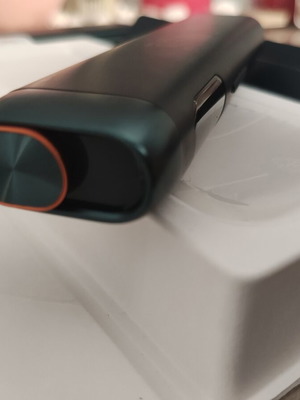 Glo Hilo tobacco heating device