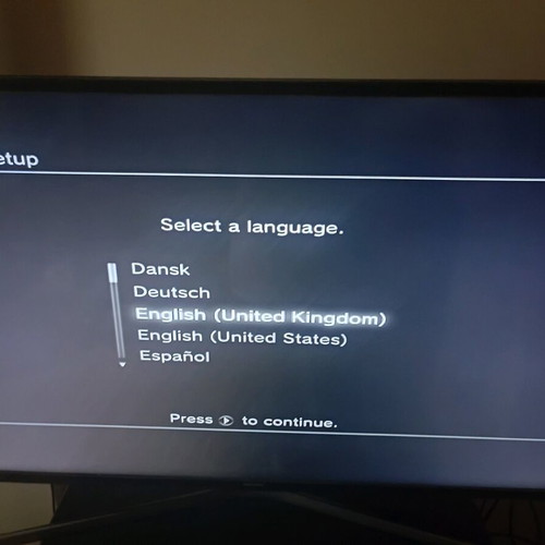 Sony PlayStation 3 Slim 120GB CECH-2004A like new with genuine DualShock 3 and cables