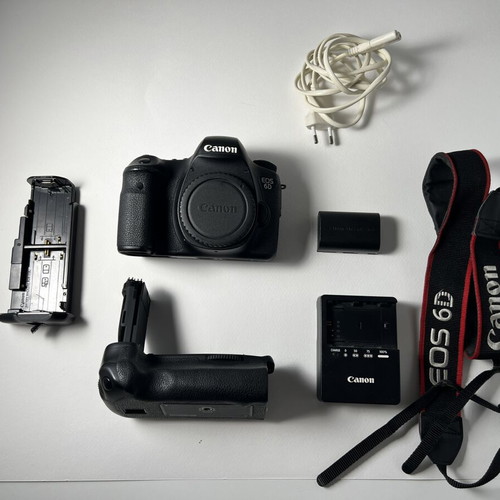 Canon EOS 6D Full Frame DSLR with Battery Grip used