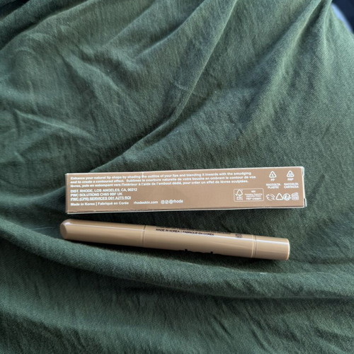 Rhode lip liner shade Twist new unused