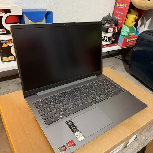 Lenovo IdeaPad 3 15ABA7 15.6" IPS FHD Laptop Ryzen 3 8GB 256GB SSD Windows 11