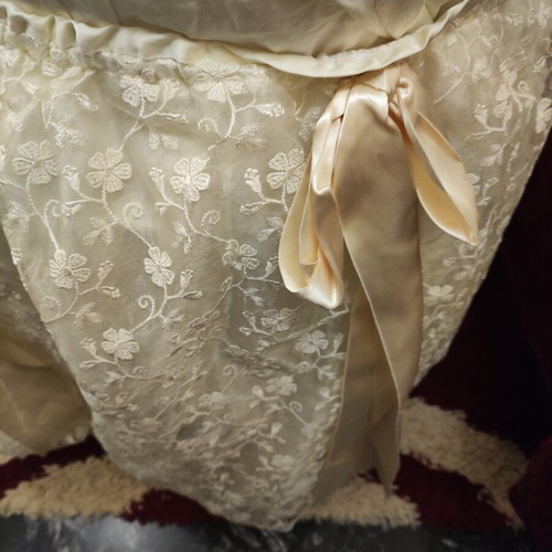 Bassinet like new with French lace