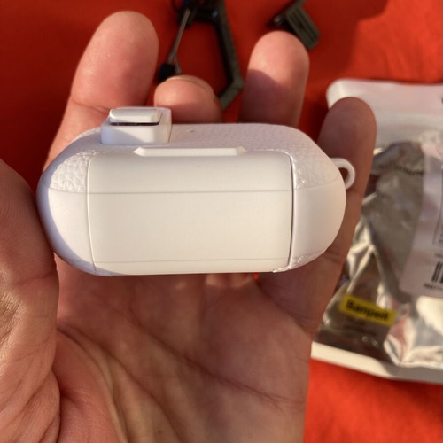 AirPods Pro 3 Premium quality case for wireless Bluetooth headphones new