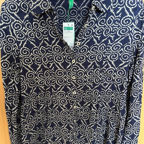 Benetton shirt for girls XL 10-11 years new, 100% viscose