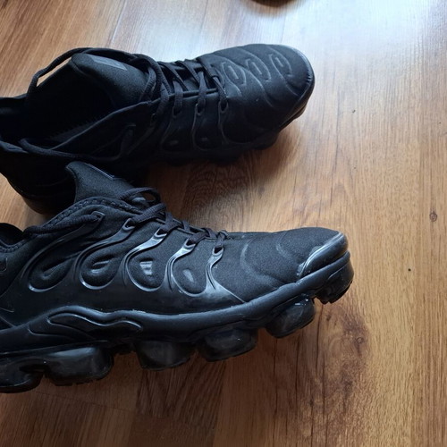 Nike Vapormax Plus sneakers used, size 44