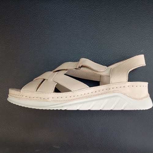 Leather platform sandals size 37, new, beige, anatomical sole