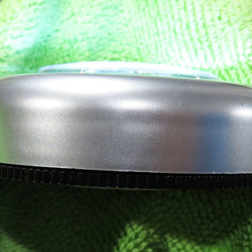 Set of 2 used LED push lights for closets with battery power