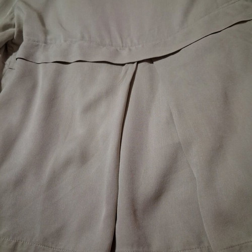 Stradivarius small beige trench coat like new, short