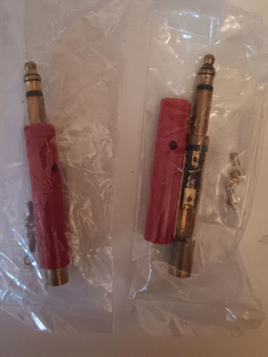 Unknown use plugs new, pack of 2, large size