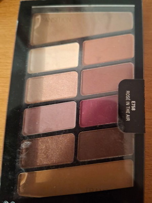 Eyeshadow palette new, unused