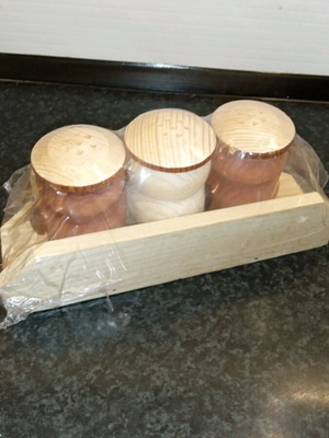 Wooden salt shakers set of 3 new