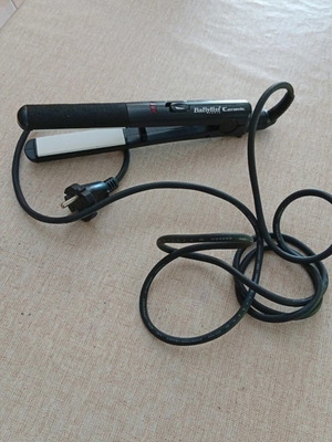 Babylis Ceramic Hair Straightener like new with thin ceramic plates