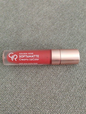 Golden Rose Soft and Matte Creamy Lip Colour like new