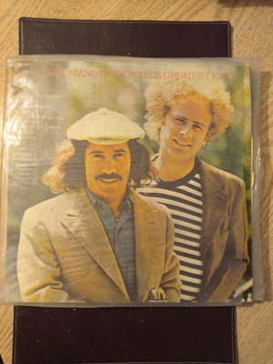 Simon and Garfunkels Greatest Hits vinyl records used, rock