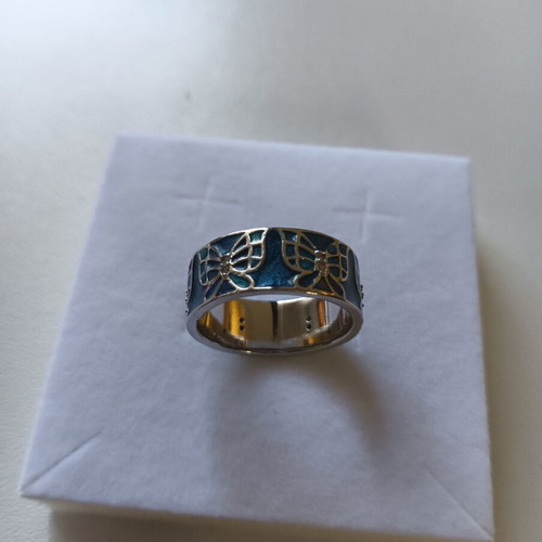 Rings used, various sizes and designs, adjustable