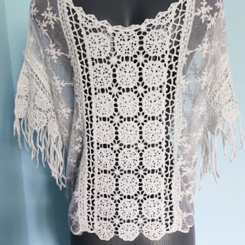 Lace tunics like new, set of 2, plus size