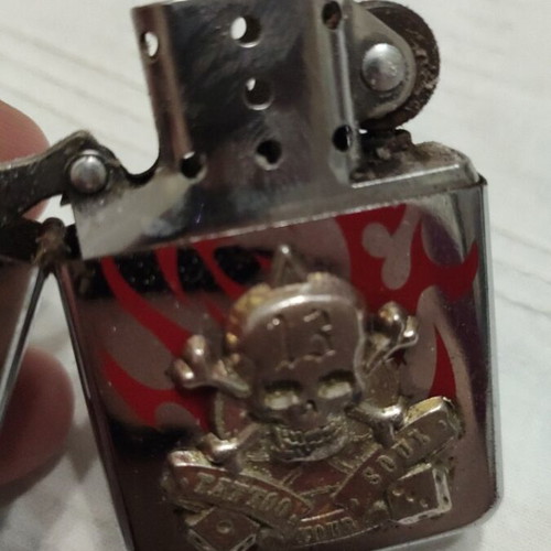 Star Tattooskull 13 lighter used, needs refill and new wicks