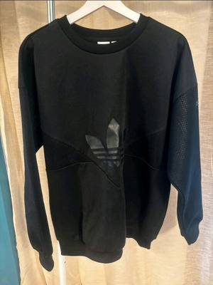 Adidas black sweatshirt L-XL like new