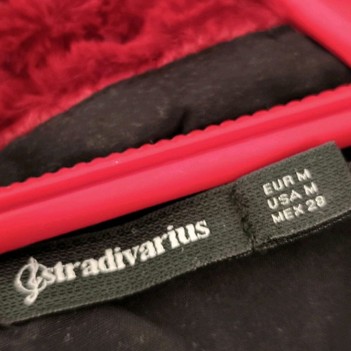 Stradivarius women's parka size M with red fur and warm lining like new
