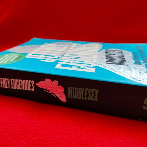 Middlesex by Jeffrey Eugenides like new, English