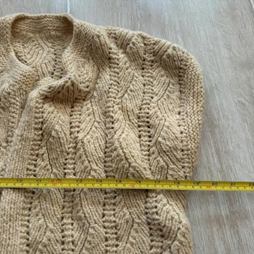 Vintage hand knitted wool cardigan 70s like new, beige, M-L