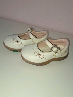 Klin girls shoes used, white, size 22