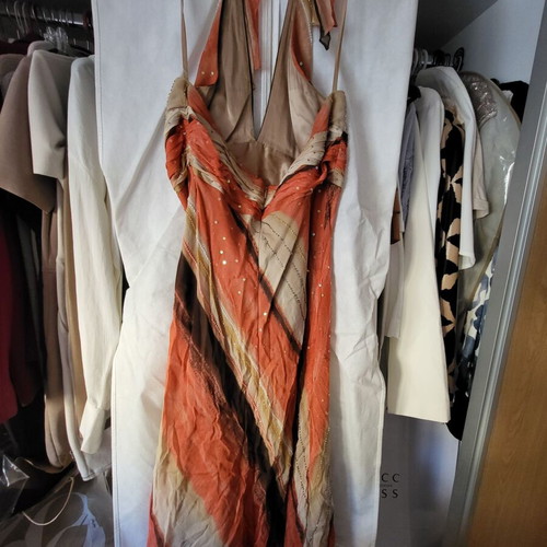 BCBG Maxazria No12 dress 100% silk like new, multicolor