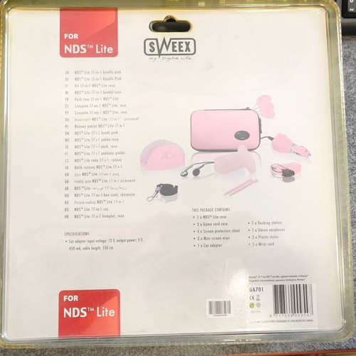 Sweex 17 in 1 Bundle for Nintendo DS Lite Pink new, sealed