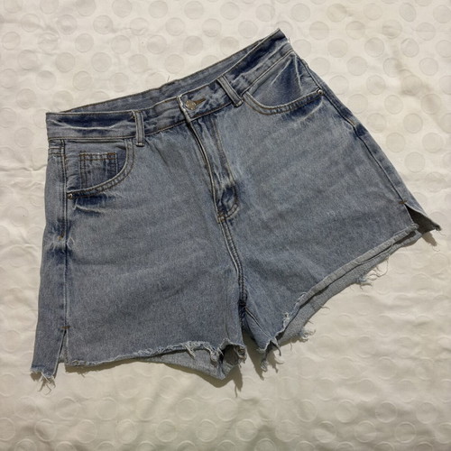 Y2K denim shorts No Fear like new, size M, faded blue