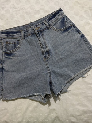 Y2K denim shorts No Fear like new, size M, faded blue