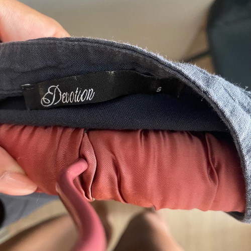 Devotion linen shirt black used, sizes S and M