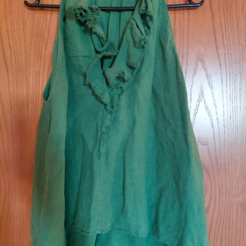 Zara green linen top with ruffles medium, like new