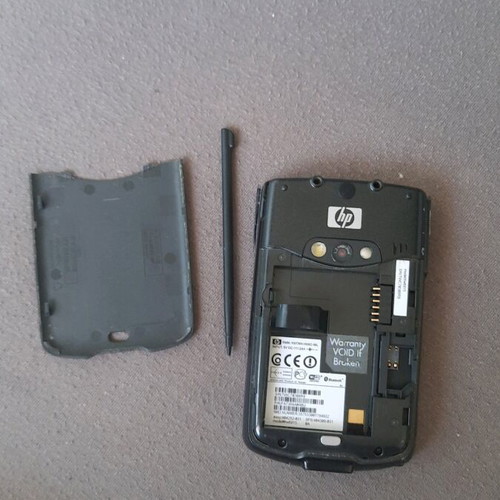 HP IPAQ hw6915 Pocket PC with touch screen and stylus like new